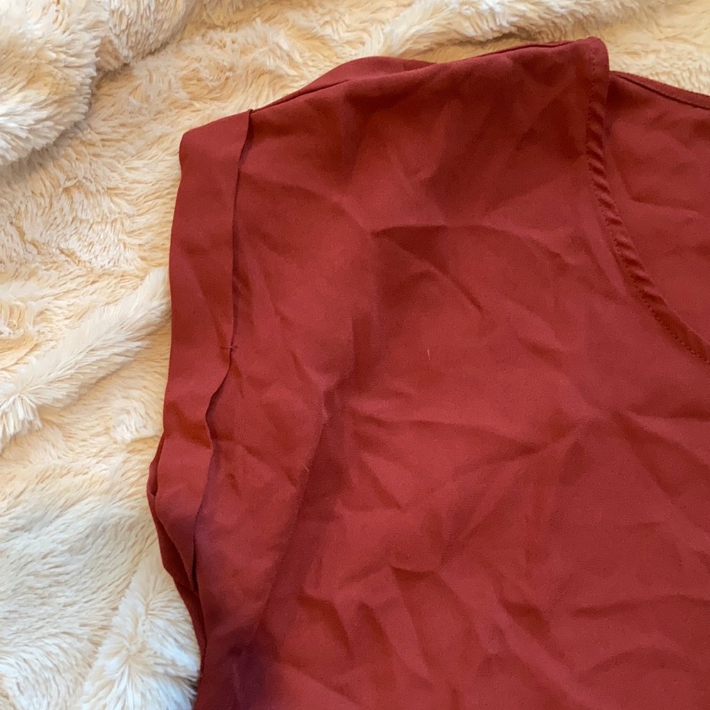 Deep rose blouse - Picture 2 of 5